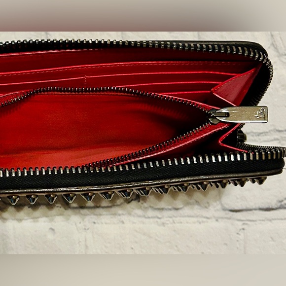 EUC Christian Louboutin Brown Zippy Long Wallet With Box & Dust Bag - Picture 14 of 16